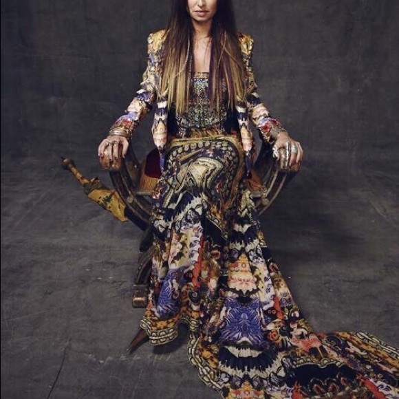 Camilla Samsara Ballgown with train BNWT size 1 - Picture 2 of 8